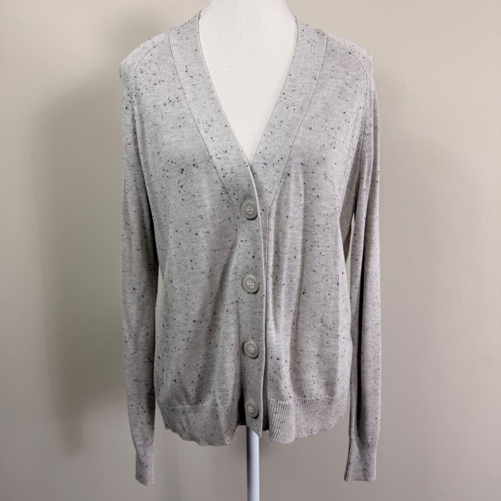 Stitches & StripesGray Speckled V-Neck Button Front Cardigan Sweater Size M
